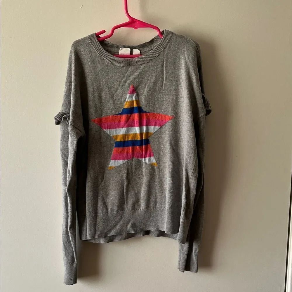 GAP Gray Sweater with Colorful Star